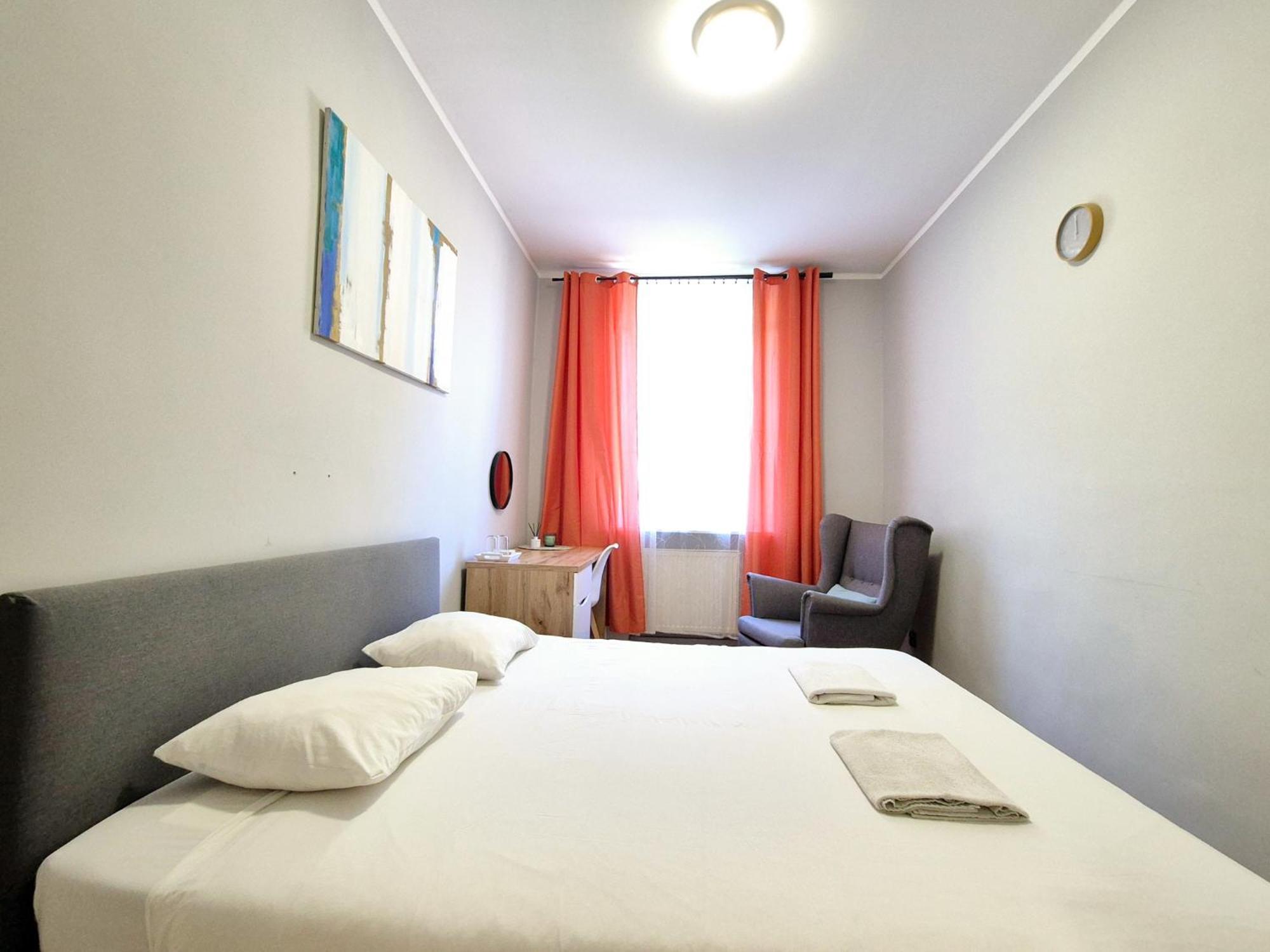 Pini Hostel - Przytulne Pokoje W Centrum Krakowa Buitenkant foto