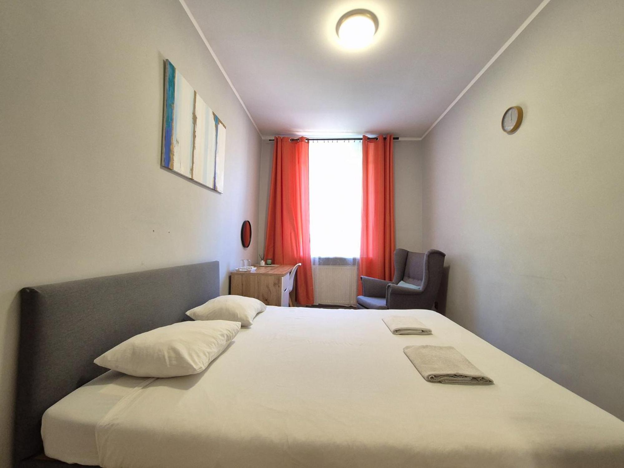 Pini Hostel - Przytulne Pokoje W Centrum Krakowa Buitenkant foto