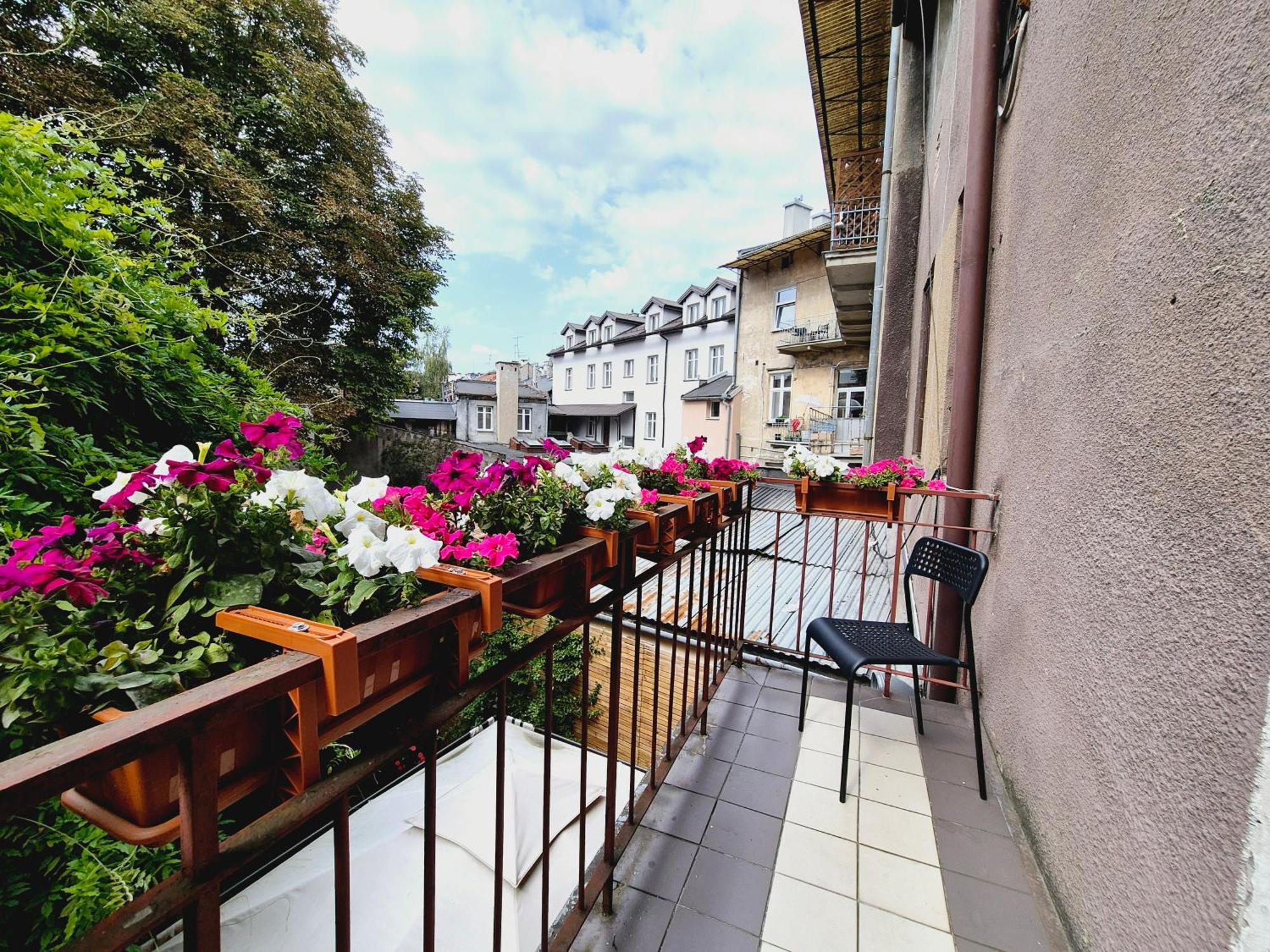 Pini Hostel - Przytulne Pokoje W Centrum Krakowa Buitenkant foto